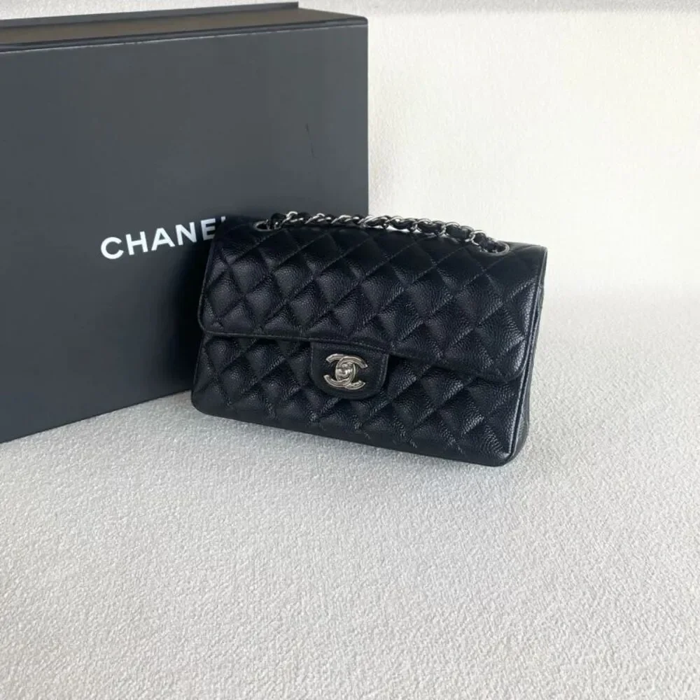Chanel Women Pre-Loved Bag Very Good Condition